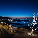 Ξενοδοχείο με διαμερίσματα Mary Elen 4*