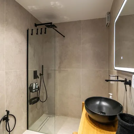 Mary Elen Aparthotel Pollonia