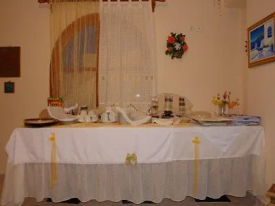 Mary Elen מלון דירות 3*