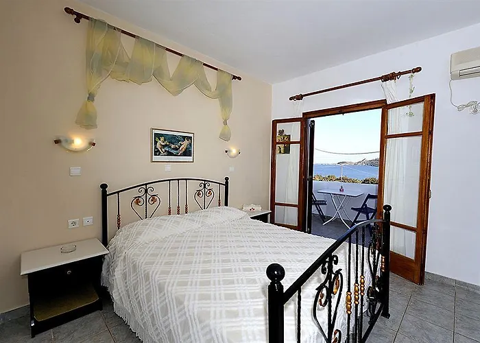 Mary Elen アパートホテル