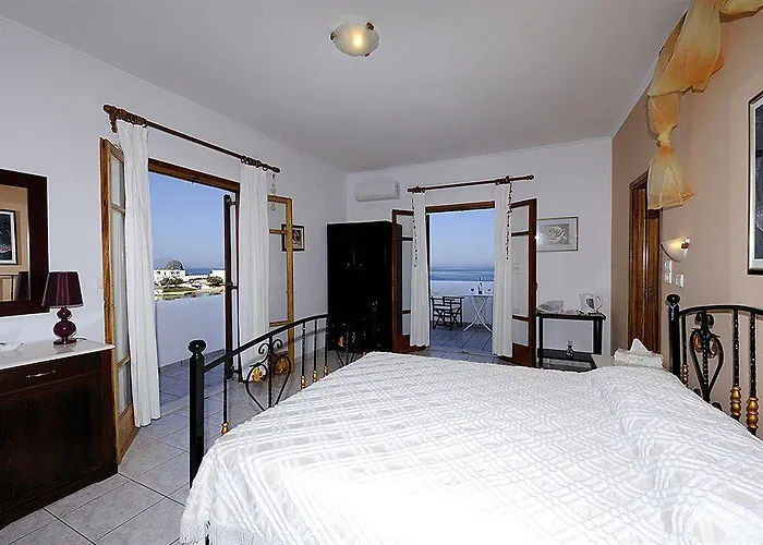 アパートホテル Mary Elen 3*