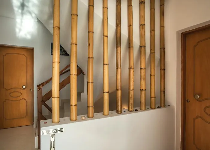 Mary Elen アパートホテル